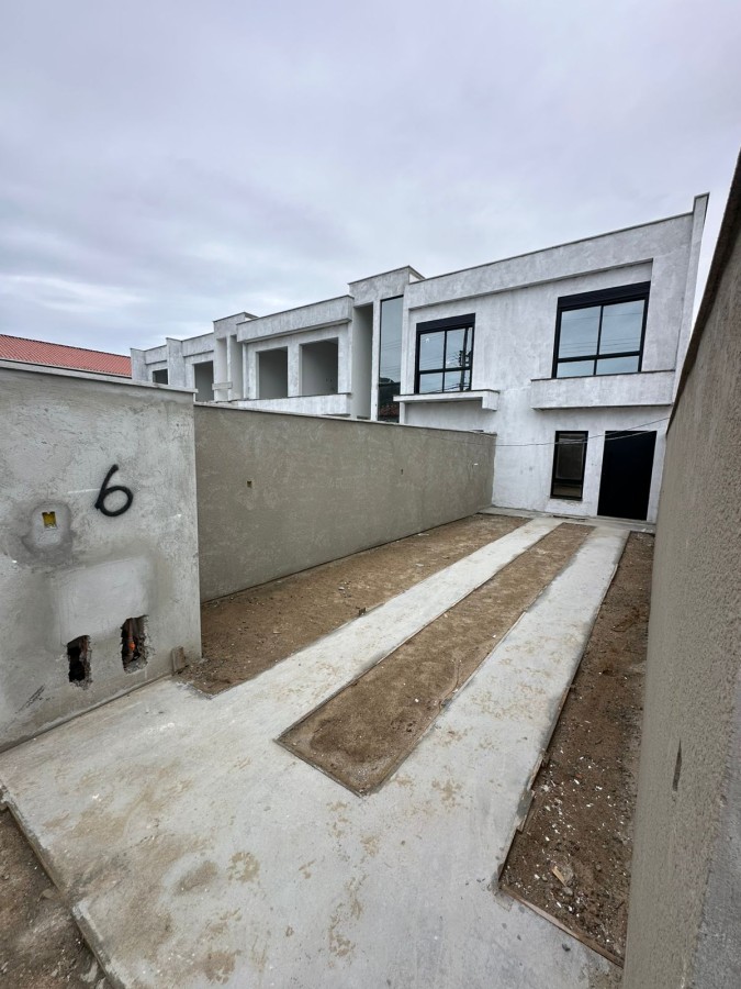 Sobrado para Venda, em Florianpolis, bairro Cachoeira do Bom Jesus, 2 dormitrios, 3 banheiros, 2 sutes, 1 vaga