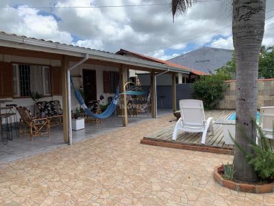 Casas 5 Quartos ou + para Venda, em Florianpolis, bairro Ingleses do Rio Vermelho, 5 dormitrios, 5 banheiros, 2 vagas