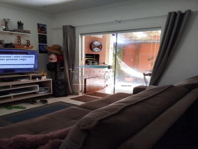 Apartamento 2 Quartos para Venda, em Florianpolis, bairro Ingleses do Rio Vermelho, 2 dormitrios, 1 banheiro, 1 vaga