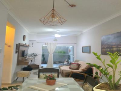 Apartamento 2 Quartos para Venda, em Florianpolis, bairro Ingleses do Rio Vermelho, 2 dormitrios, 2 banheiros, 1 vaga