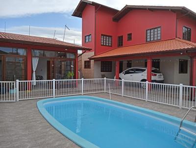 Casas 5 Quartos ou + para Venda, em Florianpolis, bairro Ingleses do Rio Vermelho, 6 dormitrios, 4 banheiros, 4 vagas