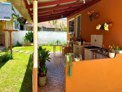 Casa para Temporada, em Florian�polis, bairro Ingleses do Rio Vermelho, 3 dormit�rios, 1 banheiro, 5 vagas